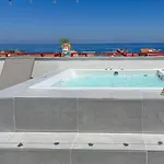 Apartament Duca D'aosta Terrace, Skypool & Sauna Acquedolci