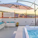 Apartament Duca D'aosta Terrace, Skypool & Sauna