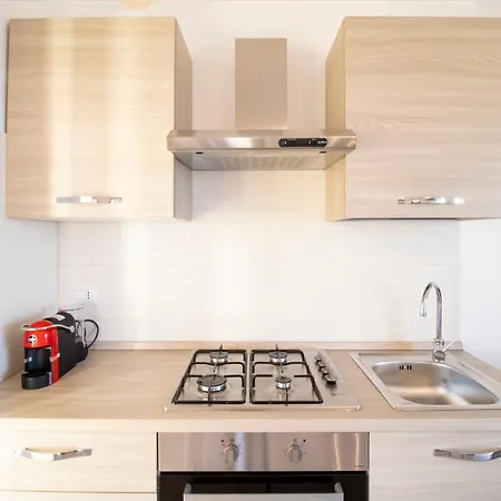 Duca D'aosta Terrace, Skypool & Sauna Apartmán *
