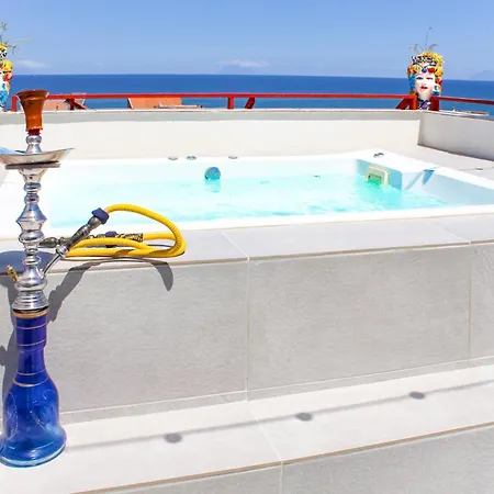Duca D'aosta Terrace, Skypool & Sauna * Acquedolci
