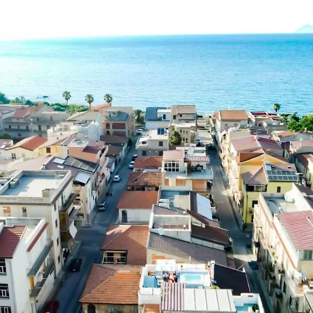 Duca D'aosta Terrace, Skypool & Sauna Апартаменты