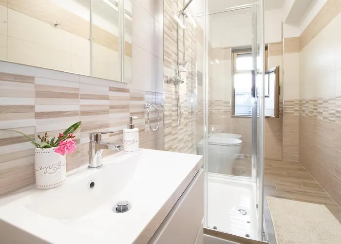 Duca D'aosta Terrace, Skypool & Sauna *